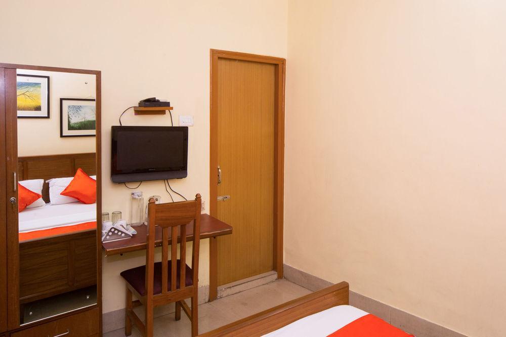 Zo Rooms Gol Park Καλκούτα Εξωτερικό φωτογραφία